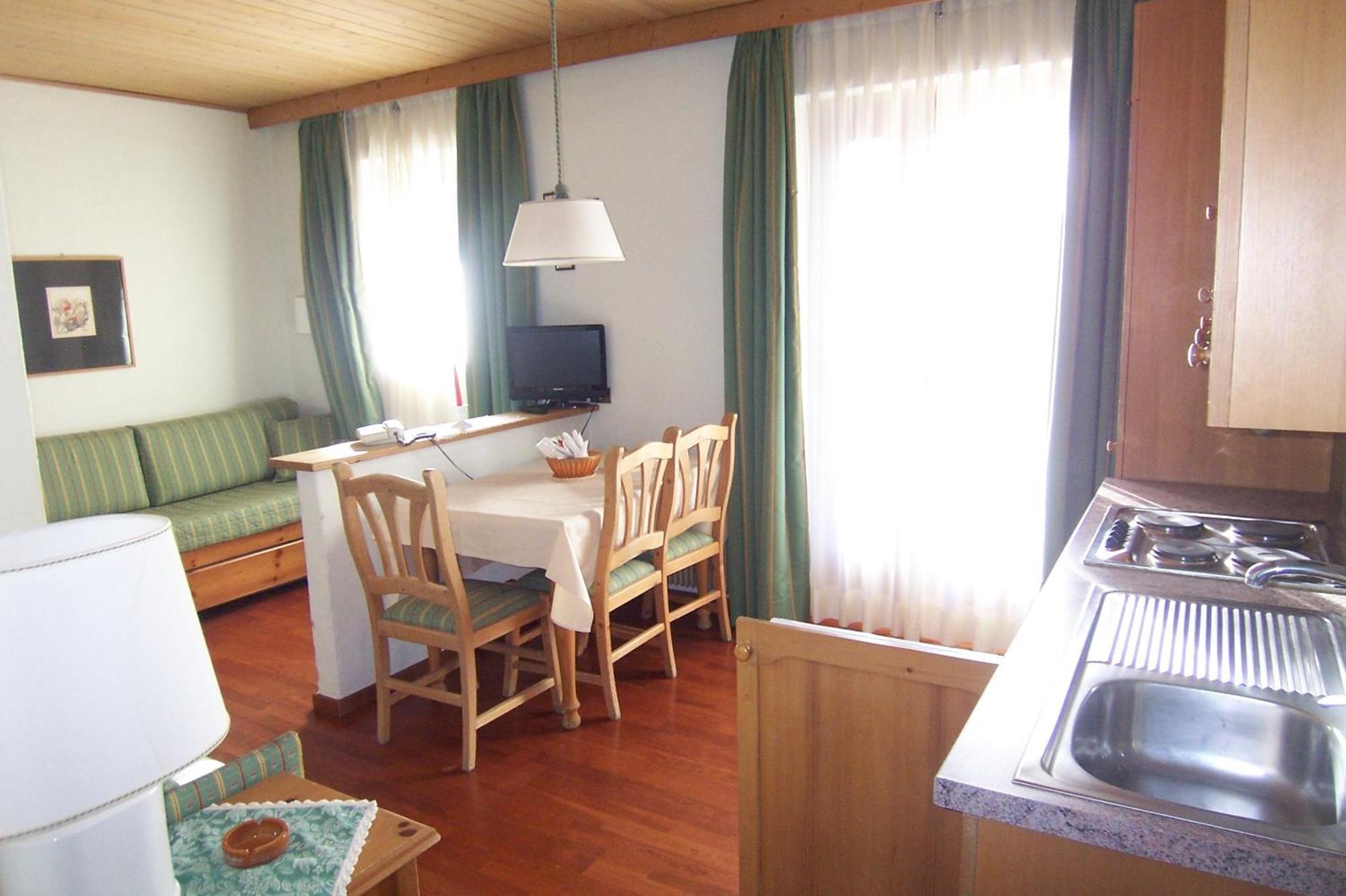 Sport Hotel Astoria La Villa  Ruang foto