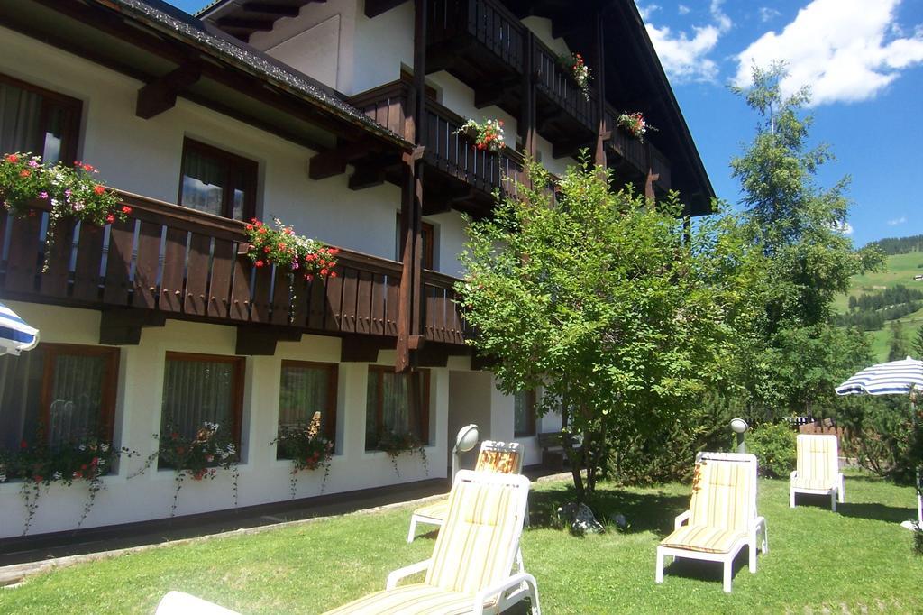 Sport Hotel Astoria La Villa  Bagian luar foto